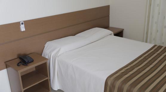 Mainardi Hotel Уругуаяна Экстерьер фото