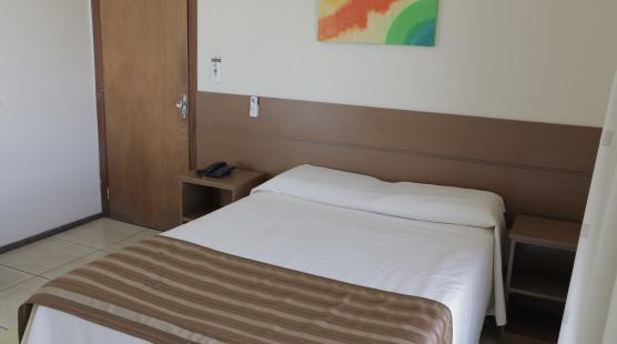 Mainardi Hotel Уругуаяна Экстерьер фото